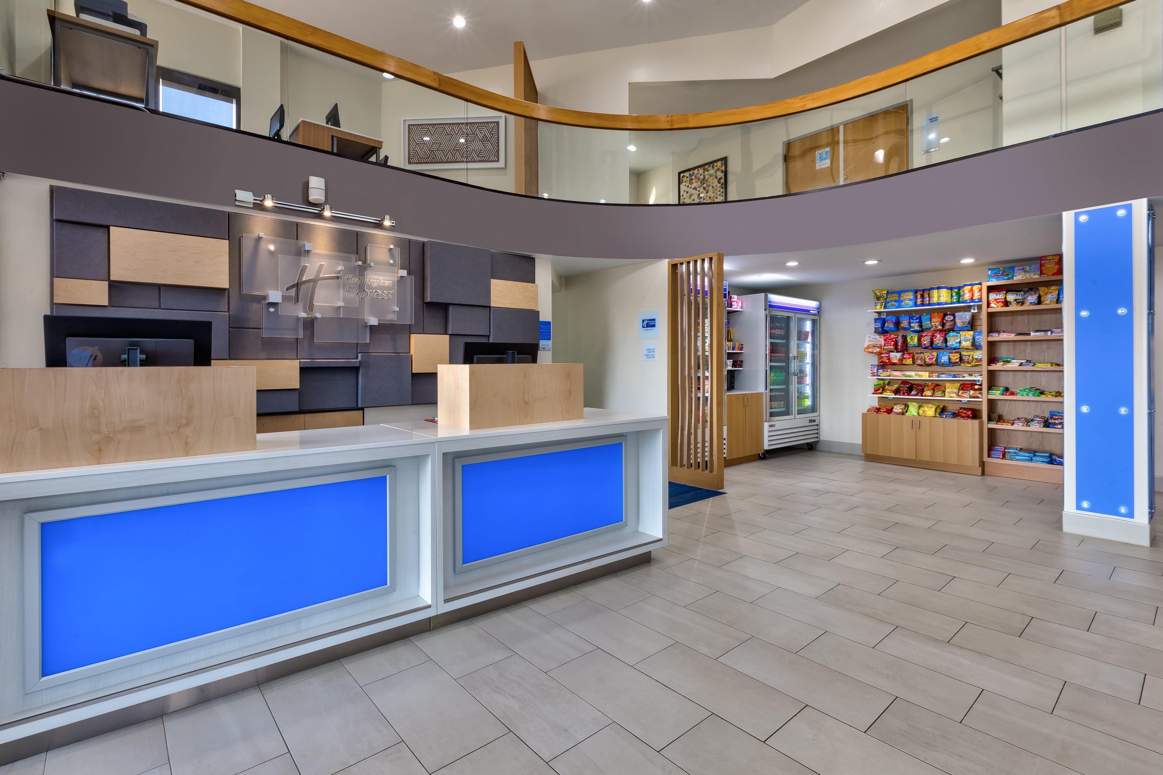 Holiday Inn Express Detroit-Warren/General Motors Technology Center By Ihg Экстерьер фото