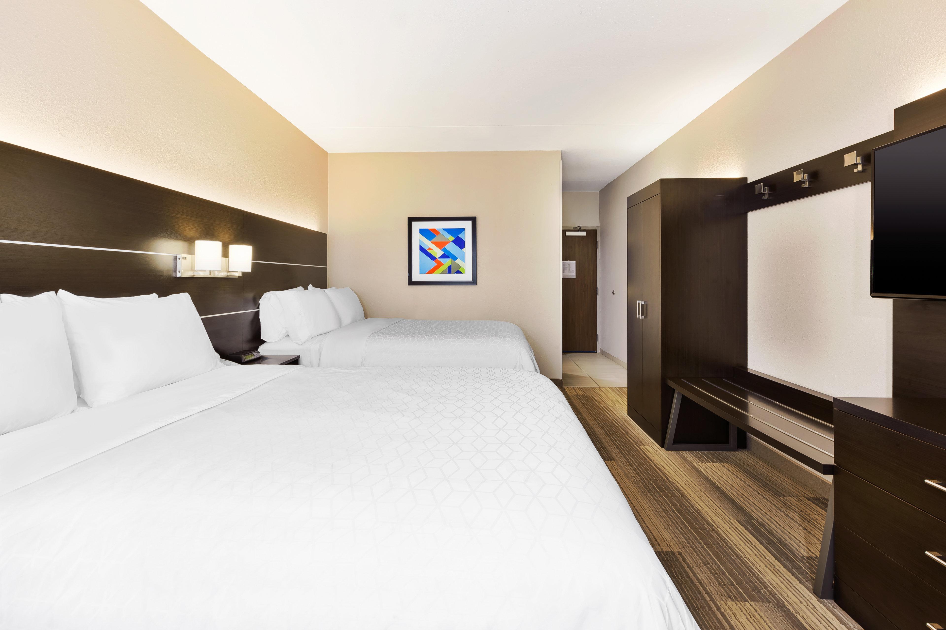 Holiday Inn Express Detroit-Warren/General Motors Technology Center By Ihg Экстерьер фото